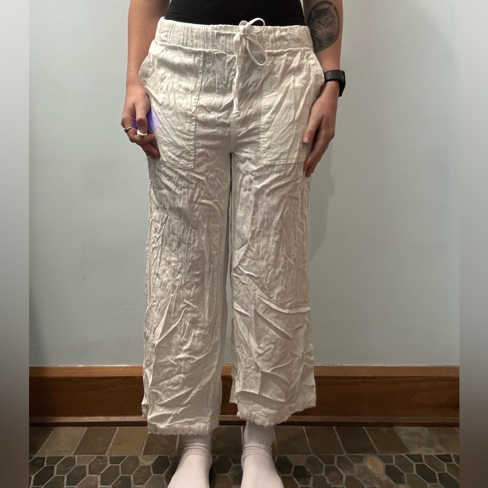 Women's White Linen capris Pants